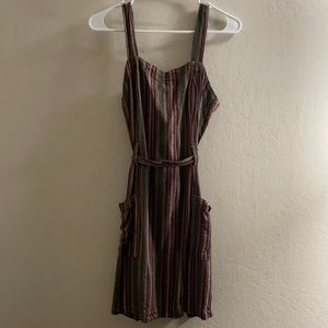 ZIP UP DRESS • MEDIUM •